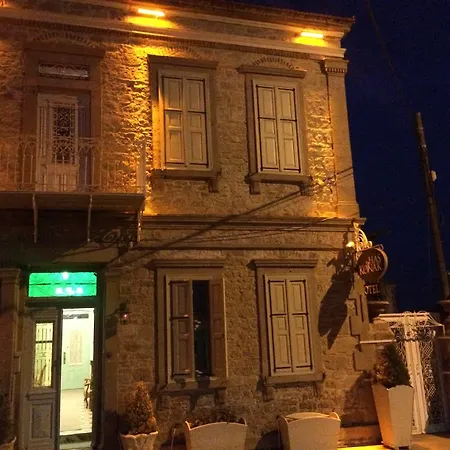 Hotel Cunda Has 3*